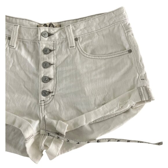 We The Free x Free People Romeo Rolled Cut Off Short Button Front 30 White Denim - Picture 6 of 11